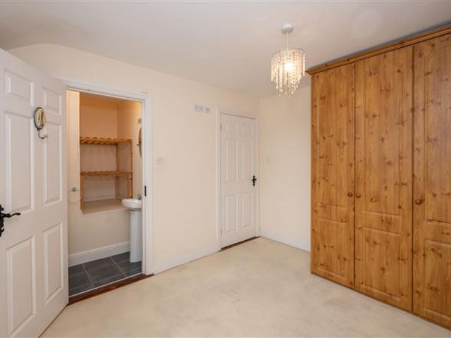 2 Caislean Close, Ballincollig, Cork Sherry FitzGerald Cork 4908 MyHome. Ie Residential