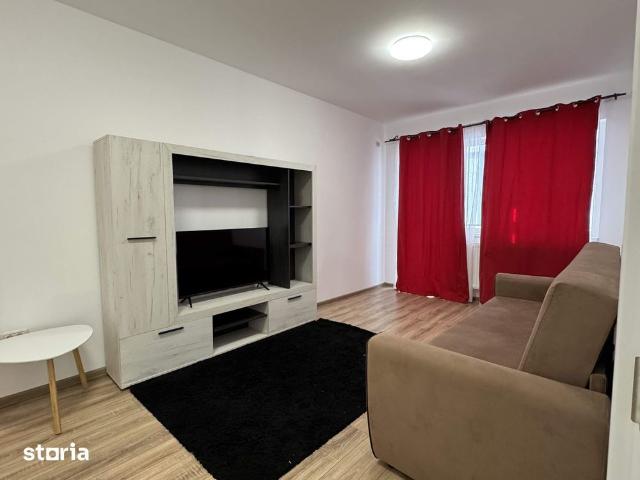 2 cam+curte proprie de 33 mp,Nou,mobilat+utilat