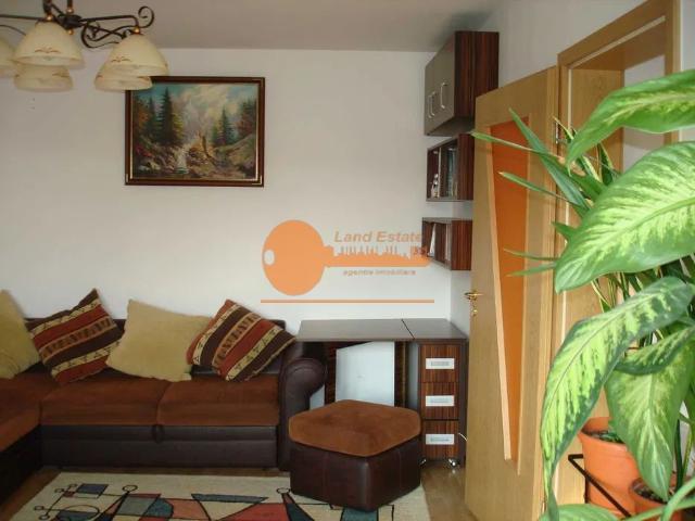 2 Camere 6 Minute de Metrou Dristor