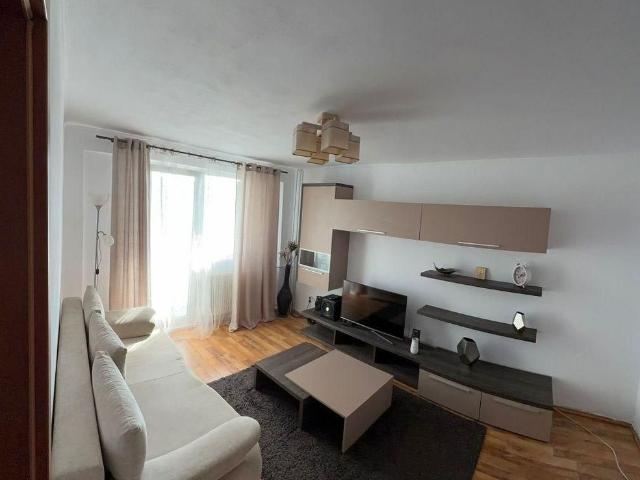 2 Camere | Tei | Balcon