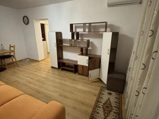 2 camere/ Titan/ renovat/ A.C