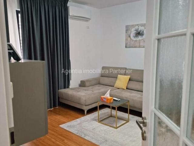 2 camere UltraCentral Pitești, mobilat / utilat / GARAJ !