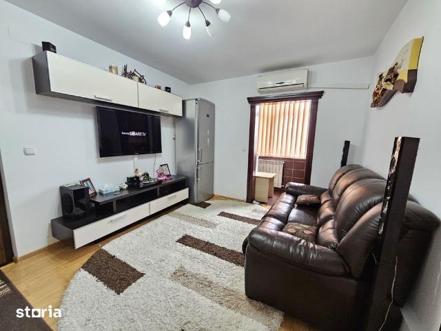 2 camere, zona Pietonal Ștefan cel Mare, decomandat, mobilat, utilat