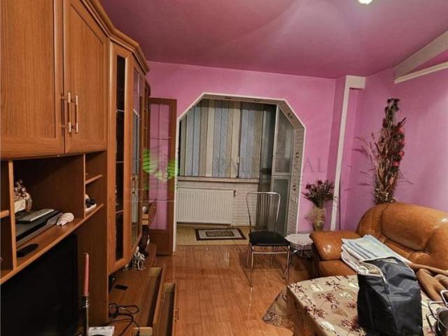 2 CAMERE ASTRA, 400 EURO