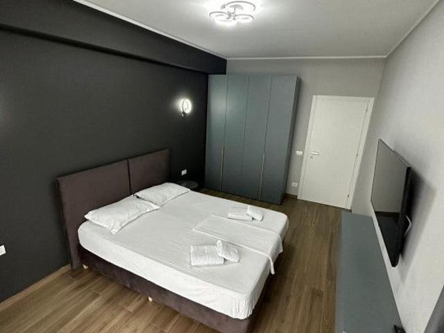 2 camere, apartament de vanzare Constanta judet, Mamaia 9026 •