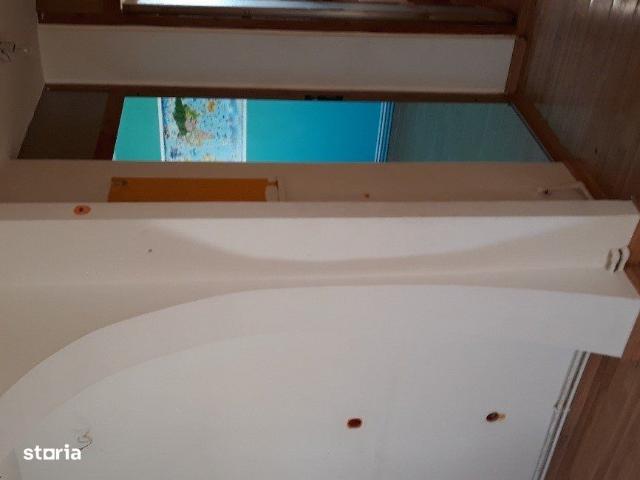 2 camere, apartament de vanzare Constanta judet, Mangalia 8272 •