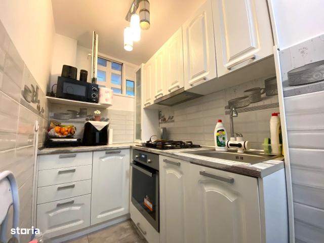 2 camere, apartament de vanzare Constanta judet, Neptun 8661 •