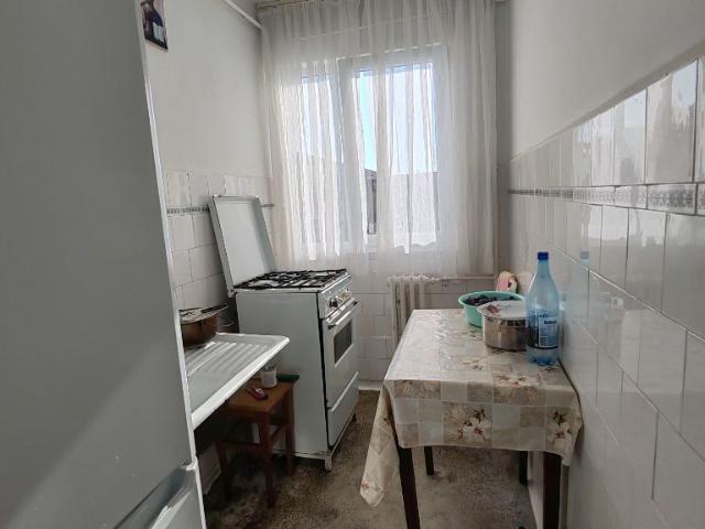 2 camere, apartament de vanzare Arges judet, Banat 9202 •