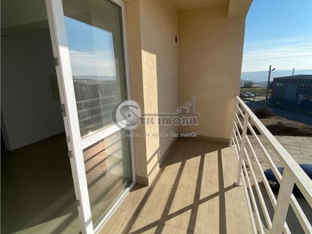 2 camere, apartament de vanzare Iasi judet, Valea Lupului 9078 •