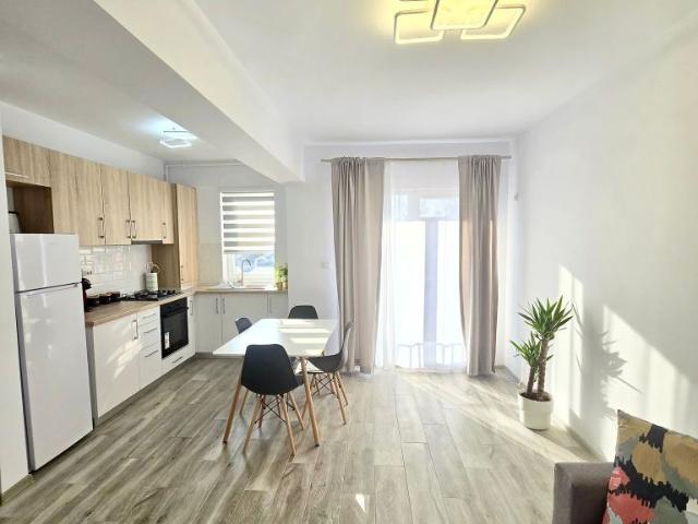 Apartamente 2 camere | central 23 August | Mobilate si utilate complet