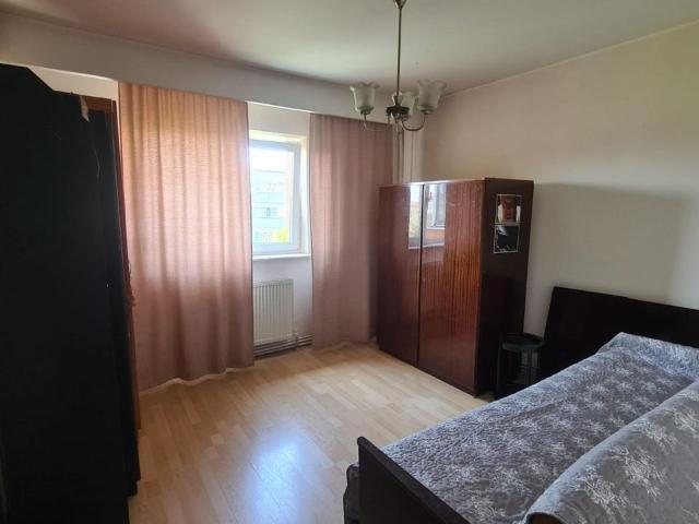 De vanzare apartament 2 camere, zona central