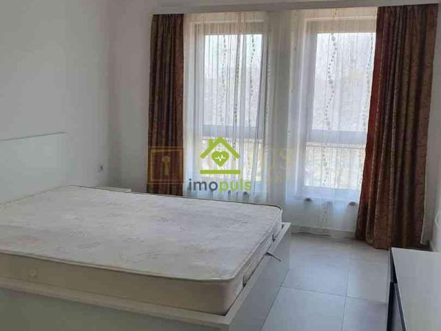 2 camere| Aradului| balocn| loc de parcare| centrala proprie|