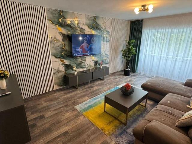 2 camere – Bd. Unirii, Nr. 66 / Piata Alba Iulia COMISION 0%