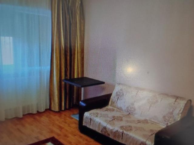 2 camere Boema, Tomis Nord
