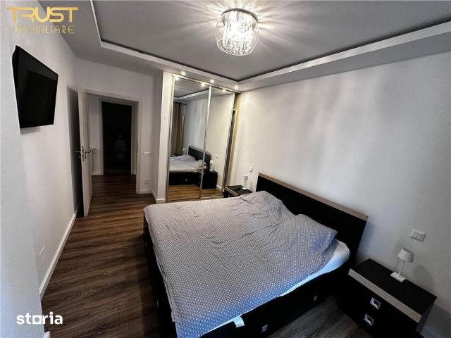 2 camere | Bloc Platinia | 54 MP | Garaj