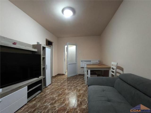 2 camere Carpati 1