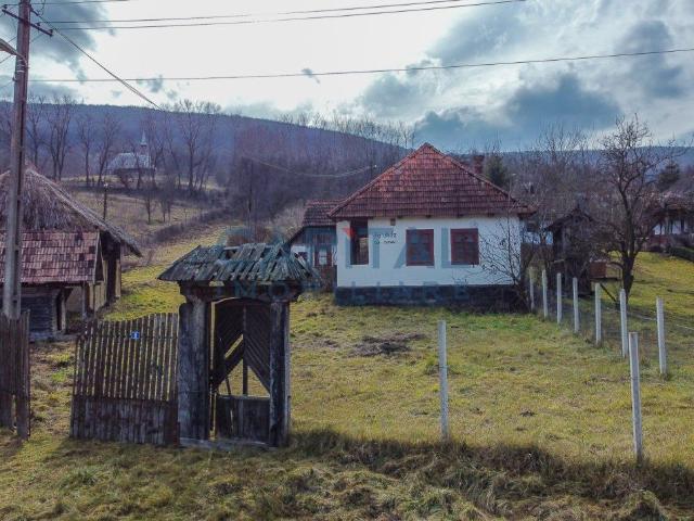2 camere, casa de vanzare Cluj judet, Lacu 9220 •