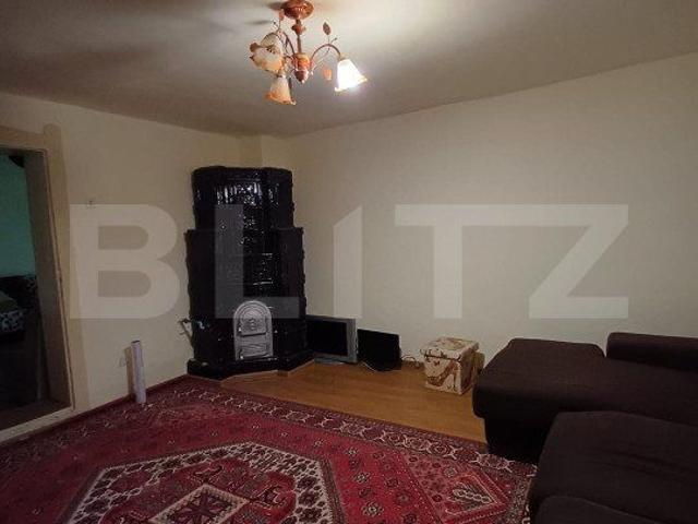 2 camere, casa de vanzare Cluj judet, Luna 9200 •