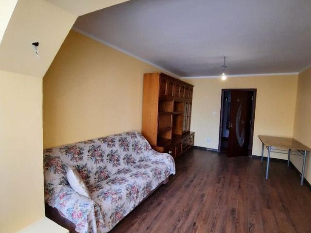 2 camere circular Brazda Piata Baba Novac