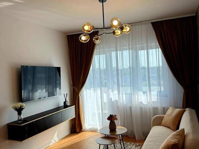 2 camere Craiovei, finisaje superioare, mobilat / utilat / PARCARE !