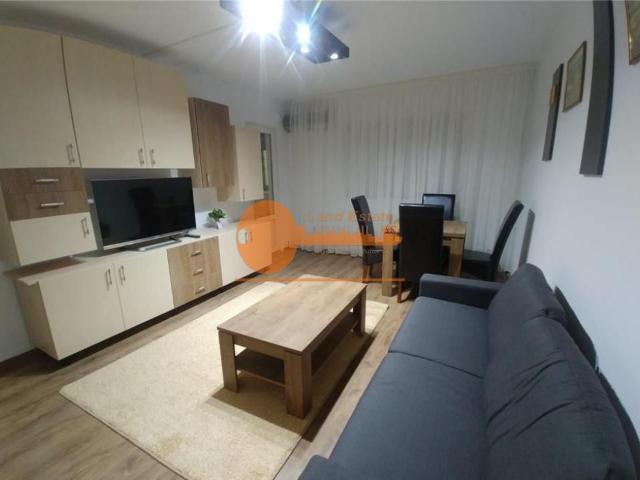 2 camere Crangasi