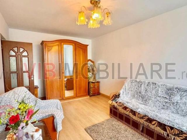 2 Camere Crangasi Metrou