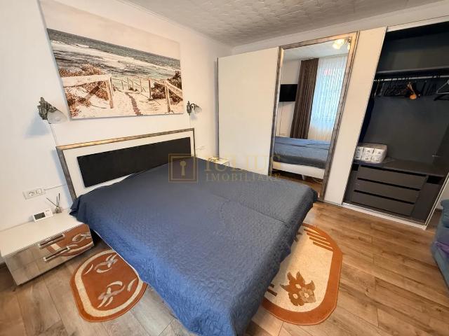 2 camere| curte comuna cu 3 apartamente| centrala proprie| zona aradului|