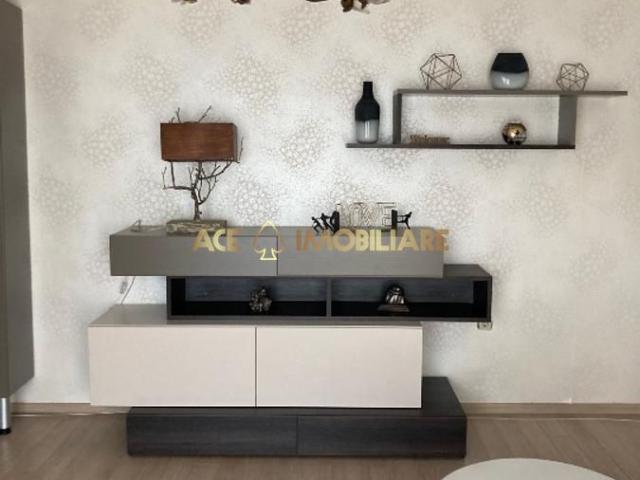 2 Camere de inchiriat | Decebal | Metrou | Parcare