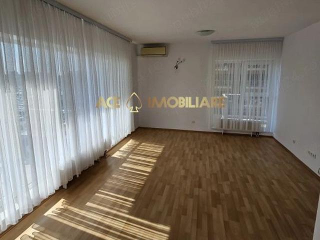 2 Camere de inchiriat | Titan | Metrou | Mobilat partial