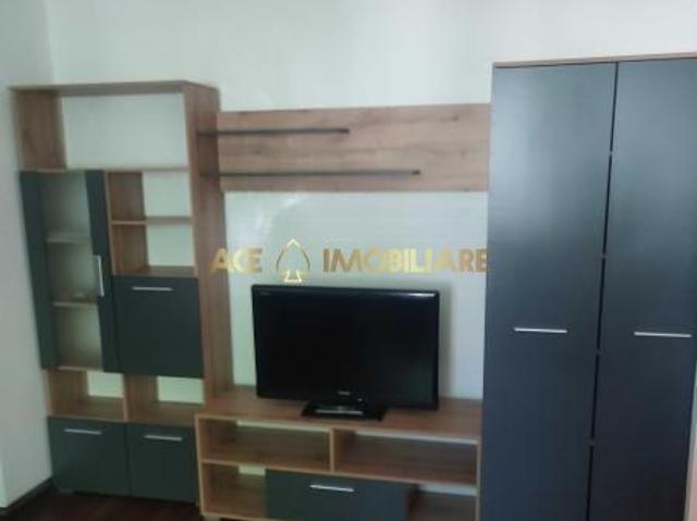 2 Camere de inchiriat | Victoriei |Centrala | Parcare | Petfriendly
