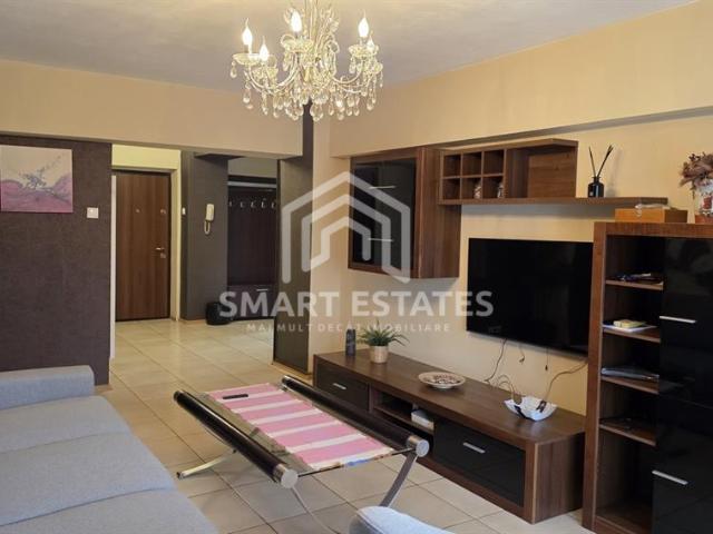 2 Camere Decomandat Alba Iulia Decebal 68 Mp 3 Balcoane 1992 Parcare