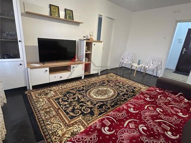 2 camere decomandat bulevardul Primaverii zona Pod Ros