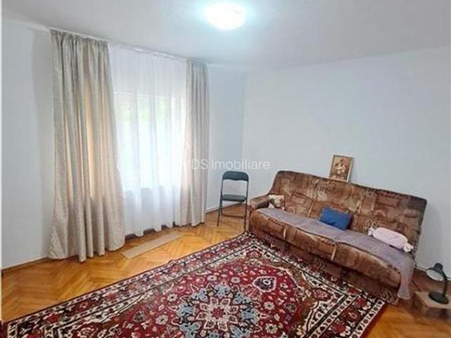 2 CAMERE, DECOMANDAT, CENTRALA TERMICA, COMPLEXUL STUDENTESC!