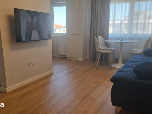 2 camere decomandat centru primarie