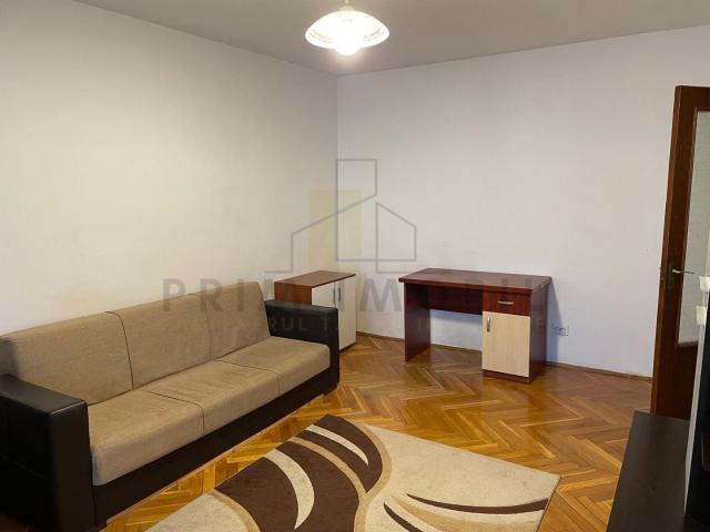 2 camere decomandat | Gara Arcu | Mobilat și utilat | Aproape de UMF