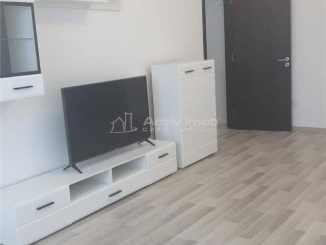 2 camere decomandat parcare inclusa Popesti Leordeni / Primarie