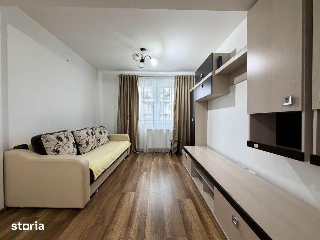 2 camere decomandat parcare subterana | zona Vivo | disponibil