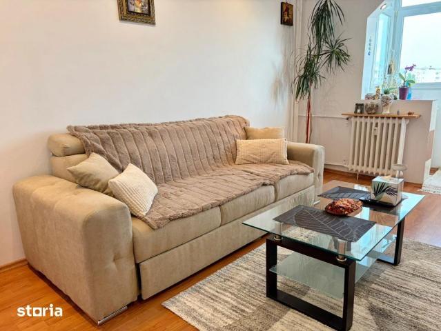 2 camere decomandat | Renovat | Loc de parcare inclus – Codrii Neam