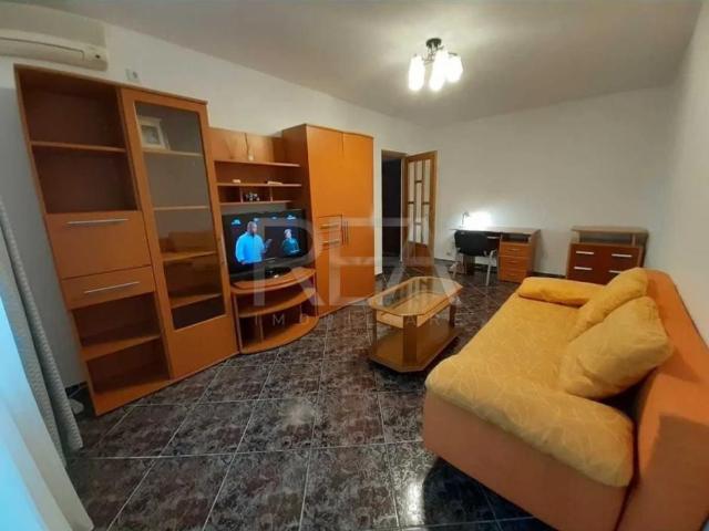2 camere decomandat 51 mp | Metrou Apărătorii Patriei | Parcare