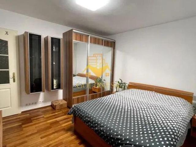 2 camere, decomandate, balcon, Manastur Zona Big, Izlazului,Mehedinti