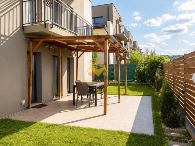 2 Camere decomandate, Borhanci, Parcare, Curte, Petfriendly, Modern