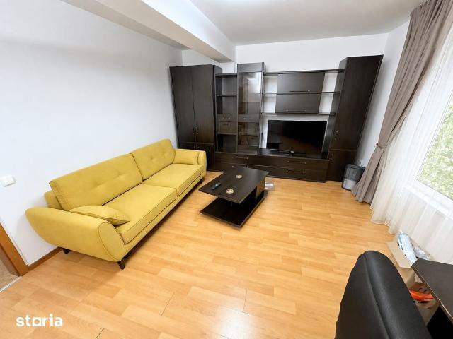 2 camere, decomandate, bloc nou, modern, cu garaj, zona hotelul Athos