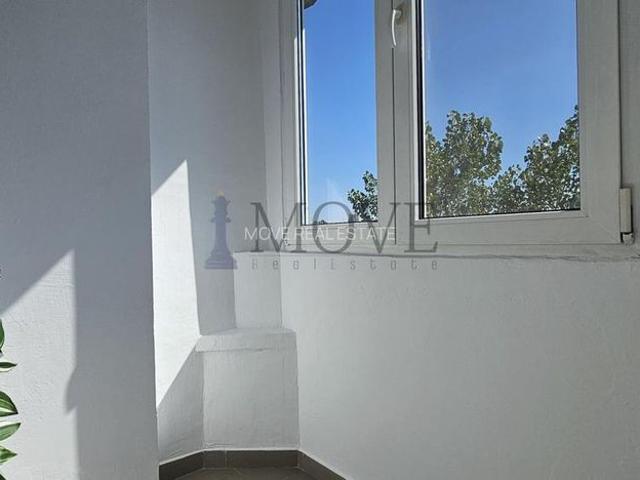 2 camere decomandate – Bulevardul Unirii nr. 8 Palatul Parlamentului