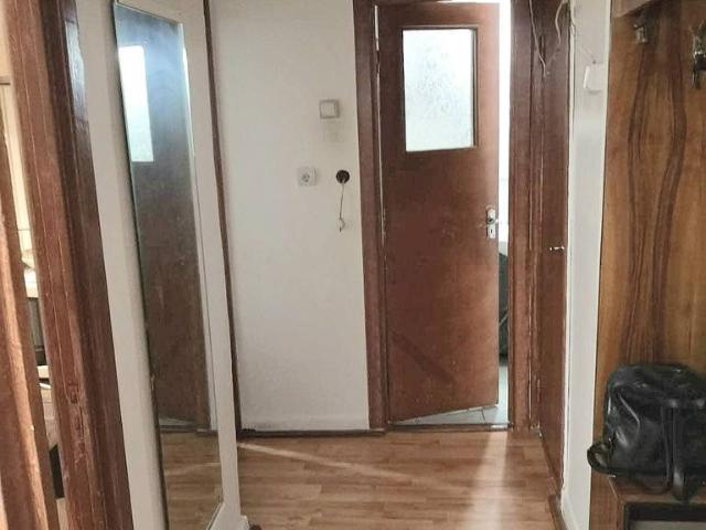2 camere decomandate în Rovine, centrală termică, etajul 3, 50mp