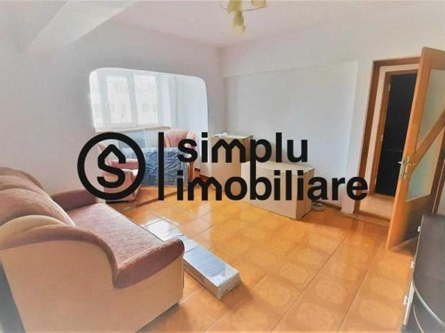 2 camere, etaj 1, centrala, cofetaria Parc 400 Euro