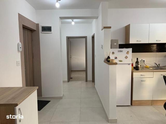 2 Camere Etaj 1 in Vila Giroc zona Eso 380 euro