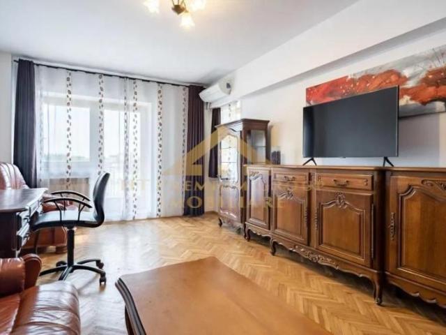 2 camere | fantani | boiler | loc parcare.de inchiriat Unirii, Bucuresti