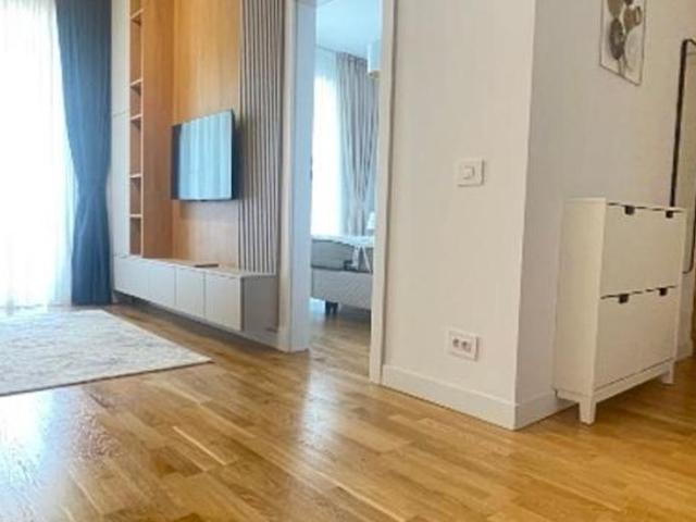 2 Camere I PIPERA I Rond Omv / Avalon