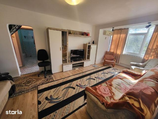 2 Camere | Țiglina 2 | C uri | Etaj 2/4 | 50 MP | Mobilat și Utilat