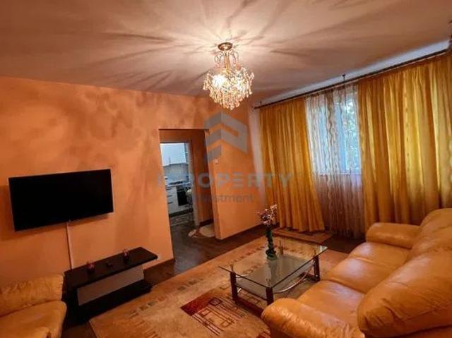 2 camere | Ion Mihalache DOMENII | Balcon